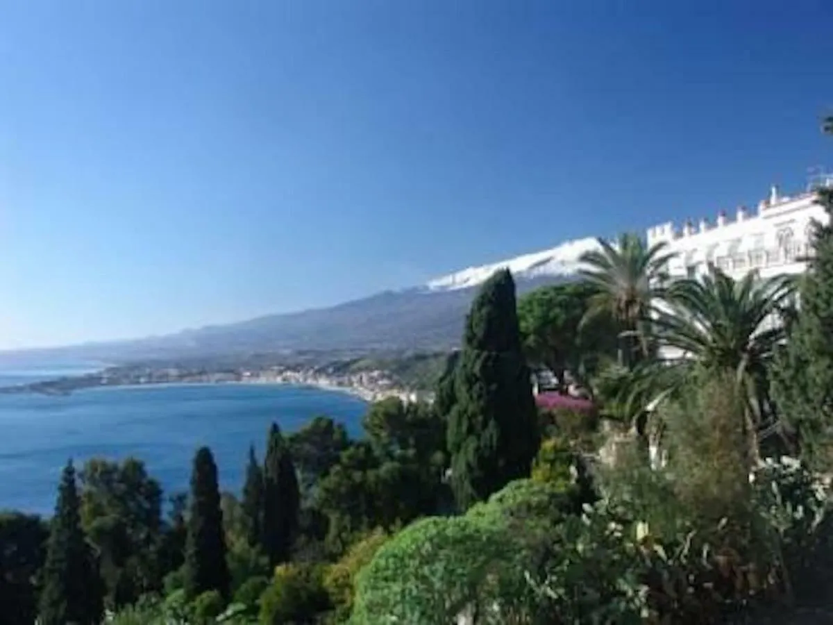 Central Panoramic Taormina Apartament